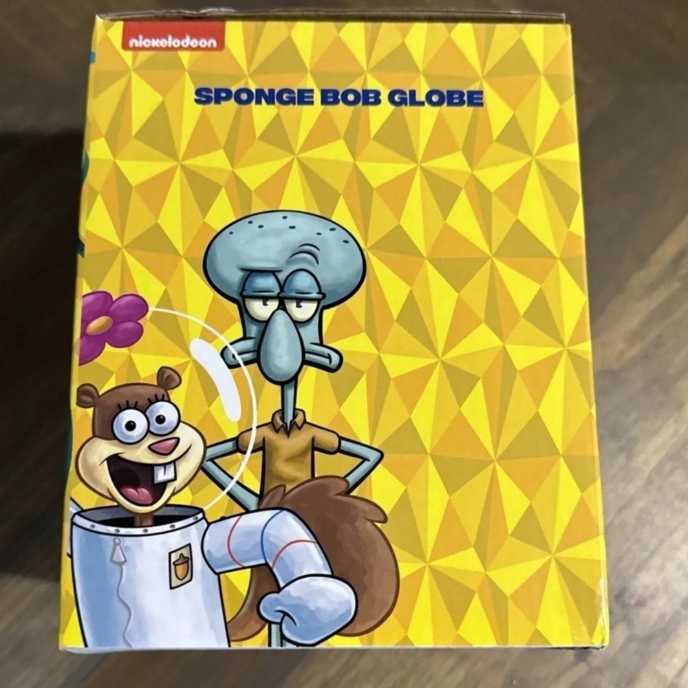 SPONGE BOB SQUAREPANTS  SNOW  GLOBE SPONGE BOB GLOBE NEW - Picture 3 of 11